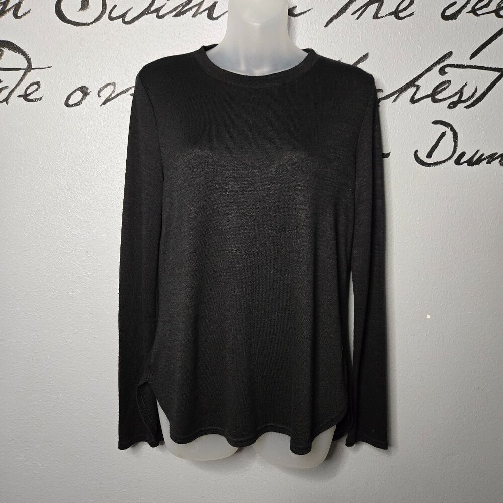 Luxespun Curved Hem Long Sleeve Lightweight Sweater | Banana Republic, Black, S